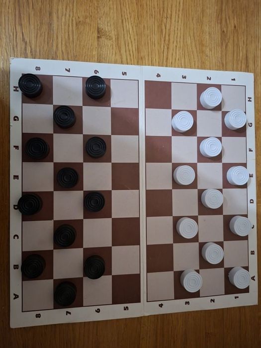 Продаю шашки б.у.