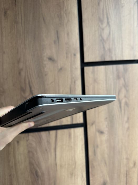 Dell Precision 5520 | 16GB RAM | intel i7| 756GB SSD