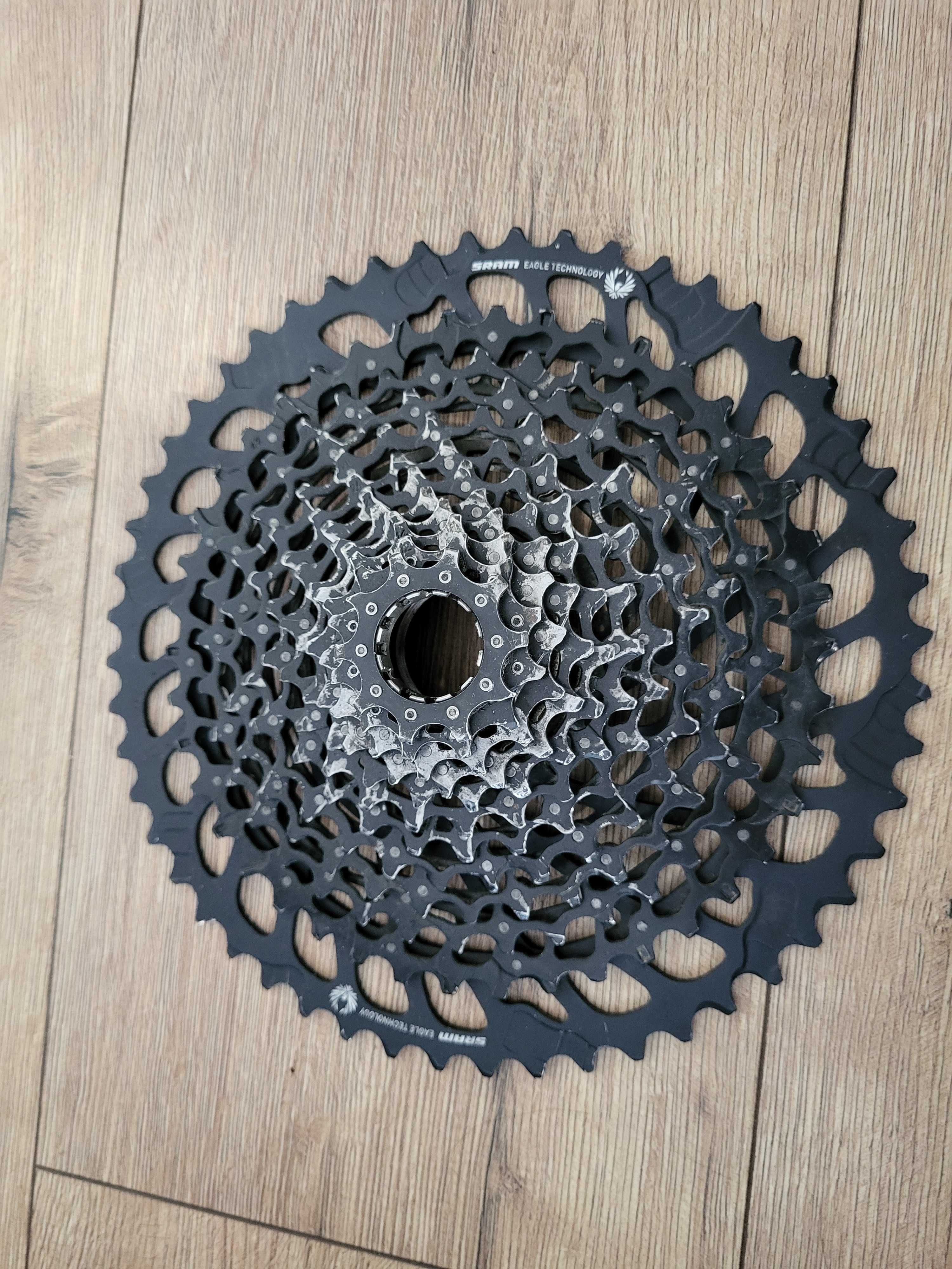 Kaseta SRAM GX Eagle XG-1275   10-52 Lunar  1