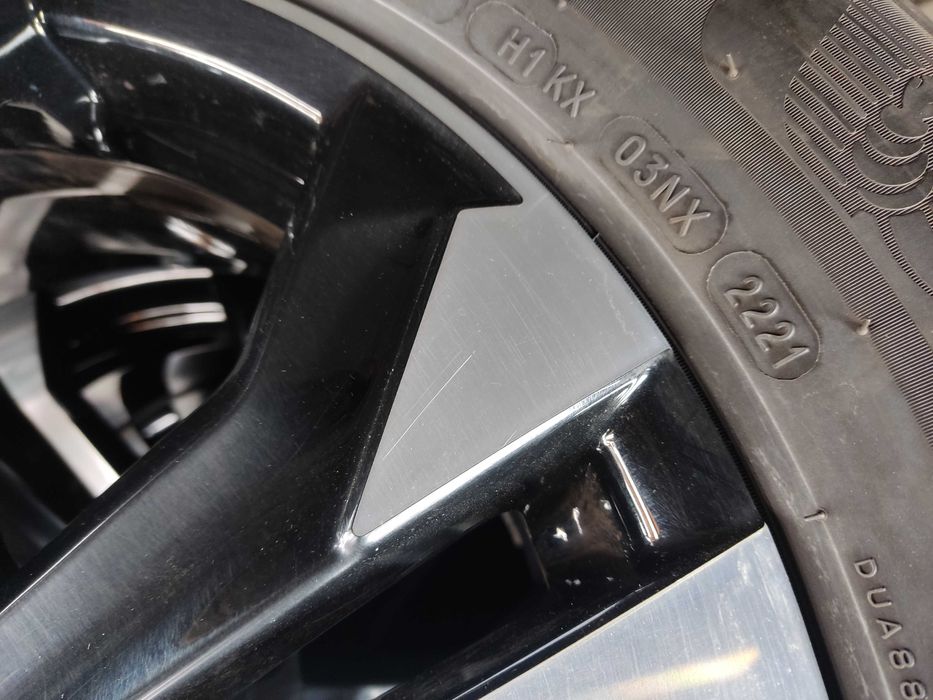 Koła alu 17 Peugeot 2008 Citroen 4x108 Michelin 215/60R17, 2021 rok