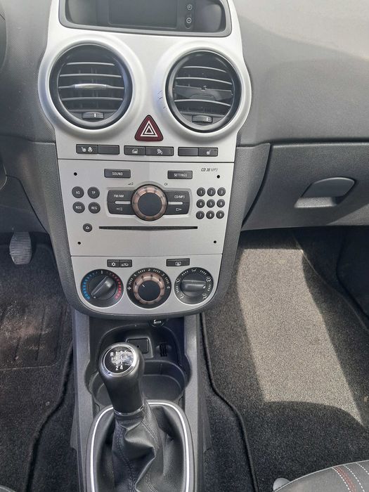 Corsa 1.4 Wersja 150 lat Opla, Bogata wersja, Po opłatach