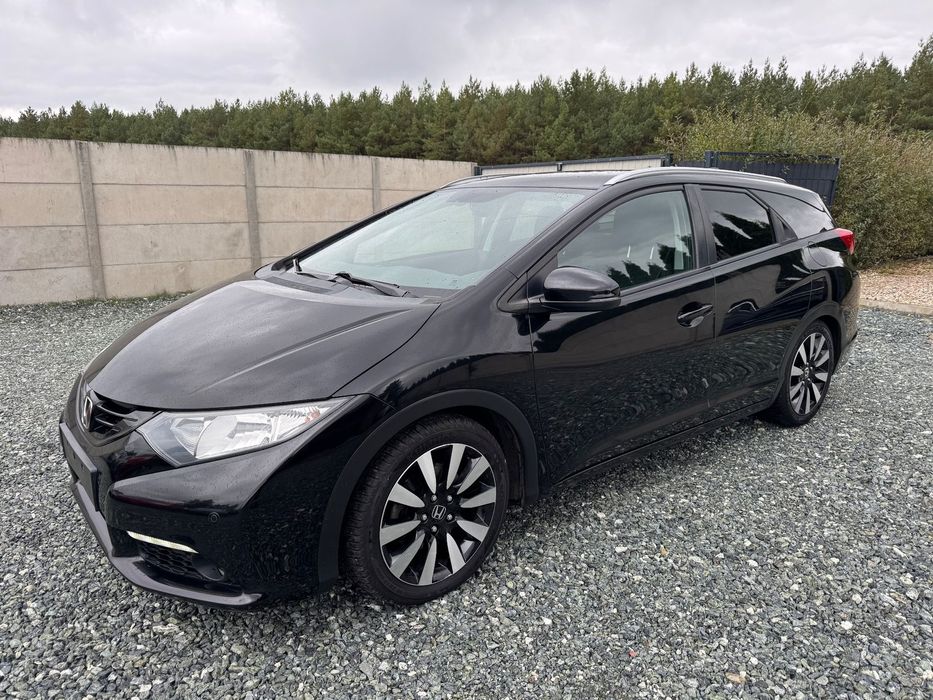 Honda Civic 1.6i-DTEC 120KM * Led’y * Kamera *