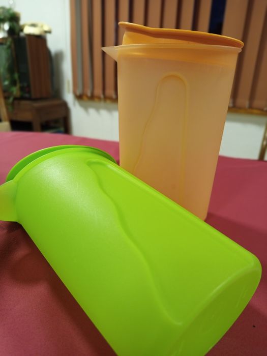 Dzbanek Tupperware 1L
