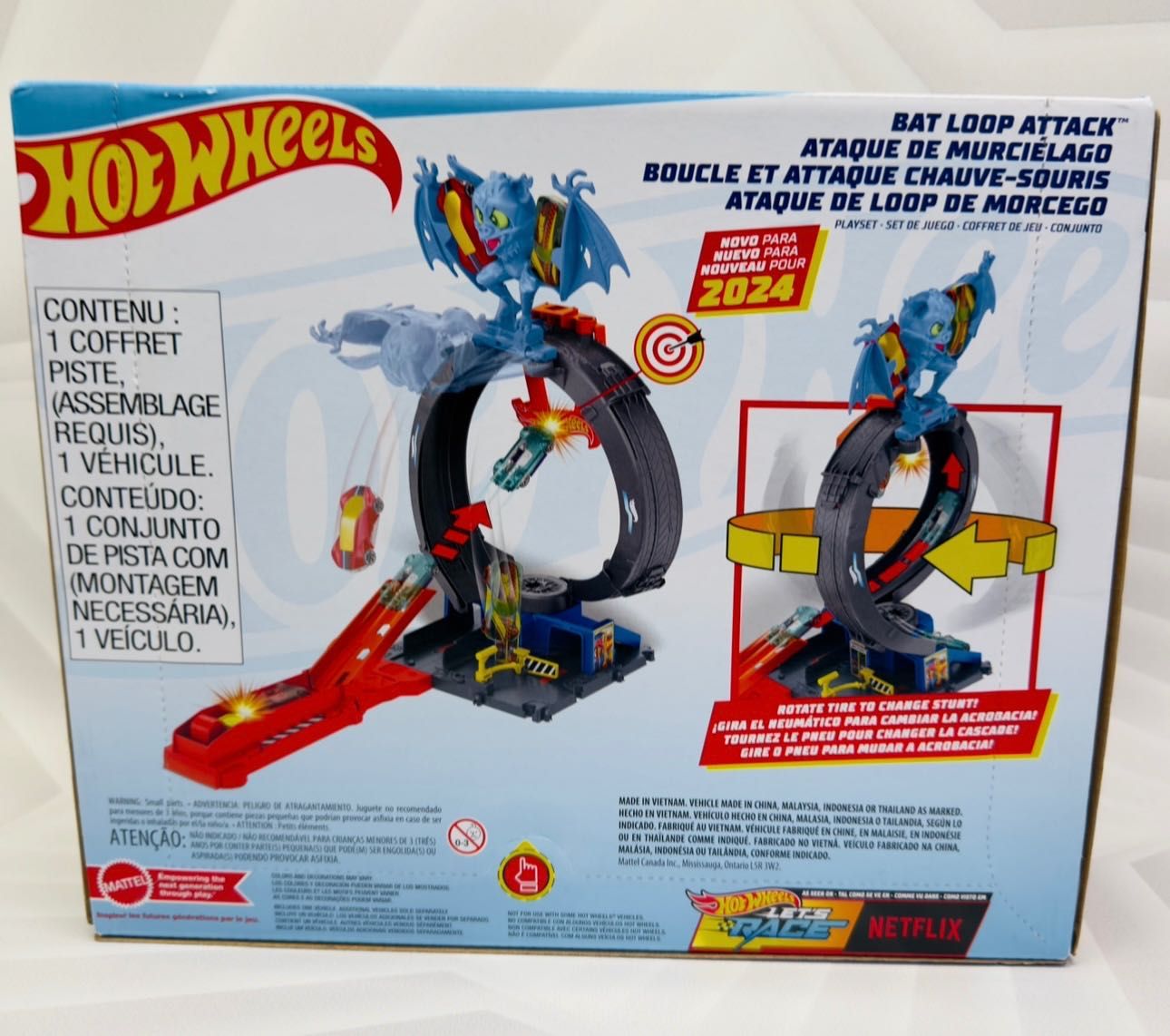 Трек Хот Вілс Кажан на шиномонтажі Hot Wheels Bat Loop Attack