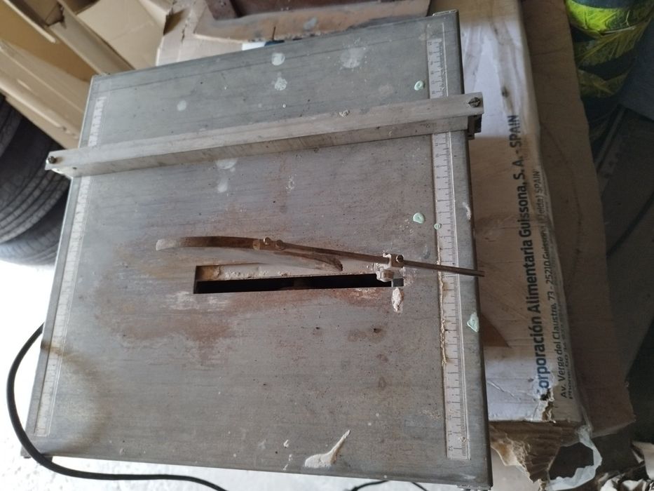 Станок Плиткоріз  електричний циркулярка