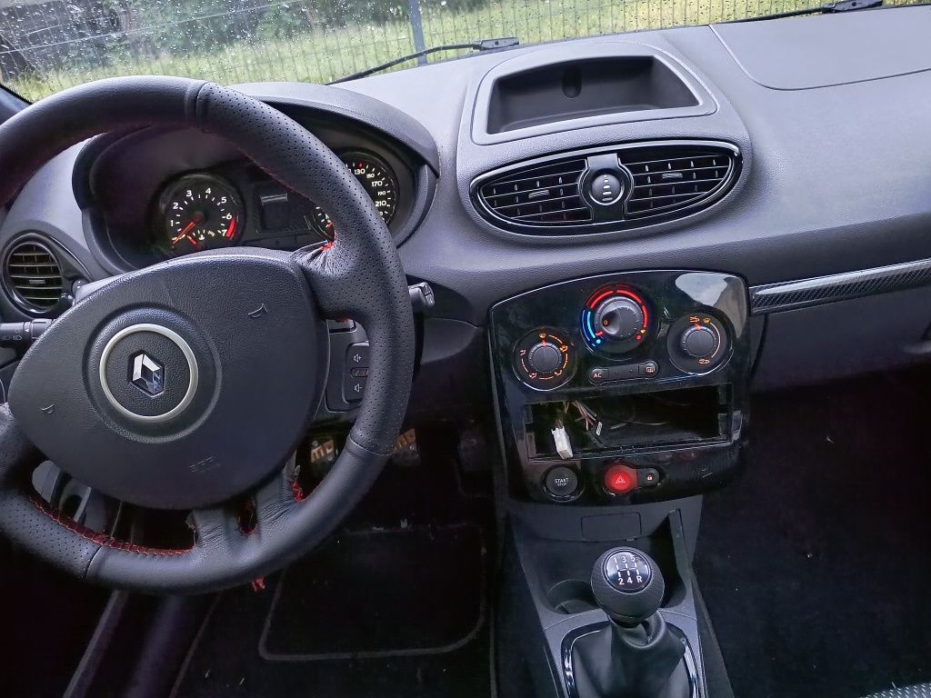 Renault Clio 3 1.2 tce 150km  sleeper