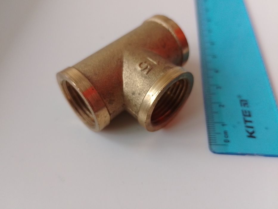 Тройник для воды