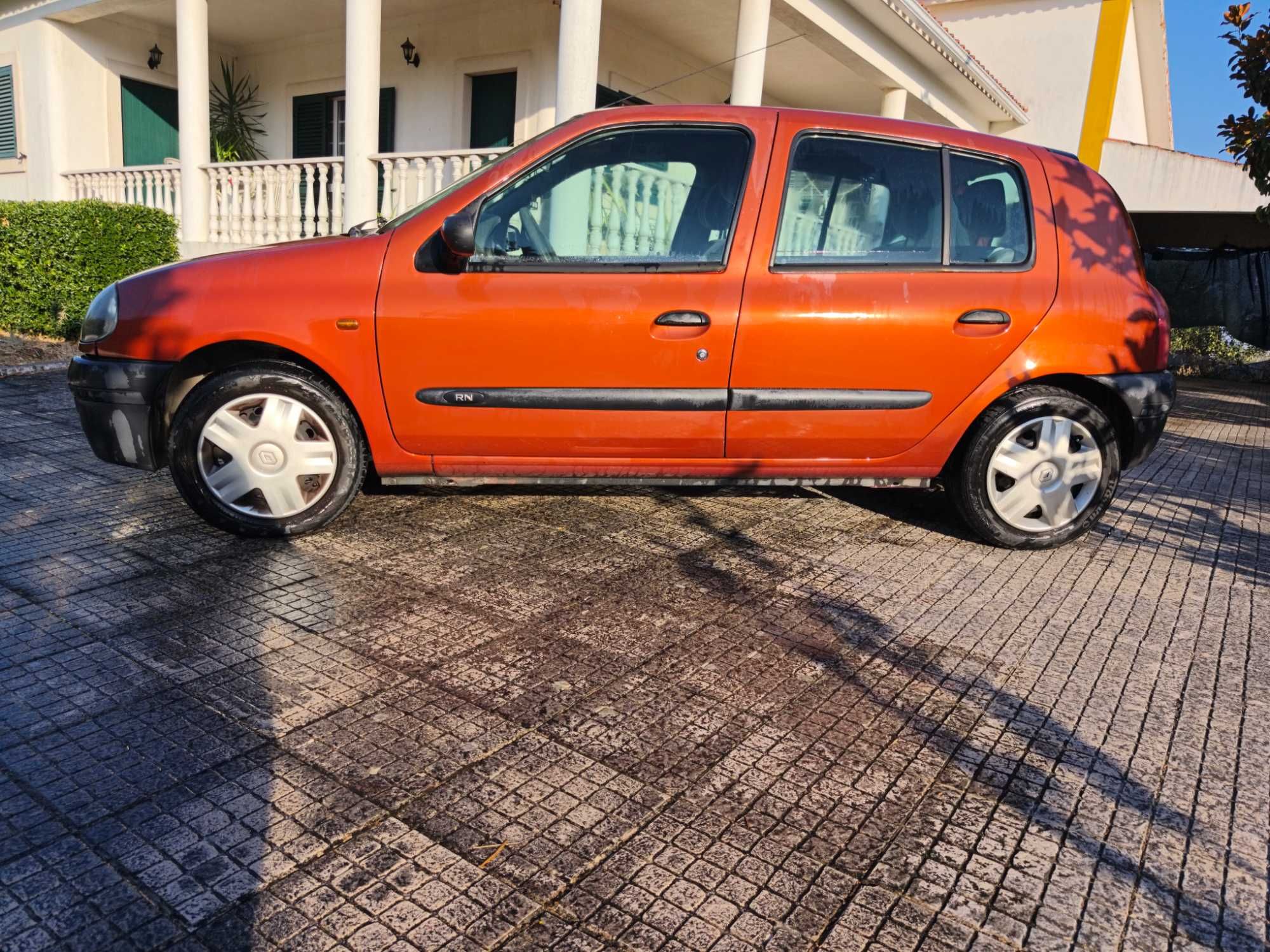 Vendo carro particular