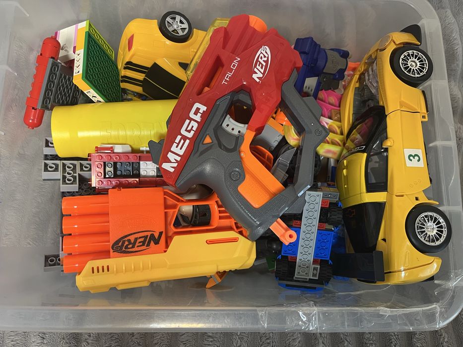 Бокс з іграшками