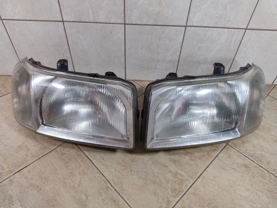 Land Rover Freelander Lift lampa reflektor prawy lewy Europa komplet