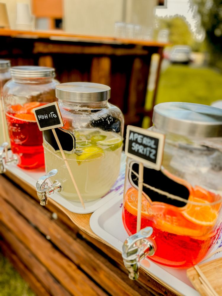 Let’s drink bar - wynajem samoobsługowego baru w rustykalnym stylu