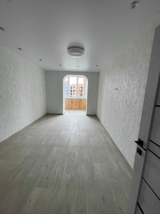 Двокімнатна квартира в Короні Дубово* Ремонт*