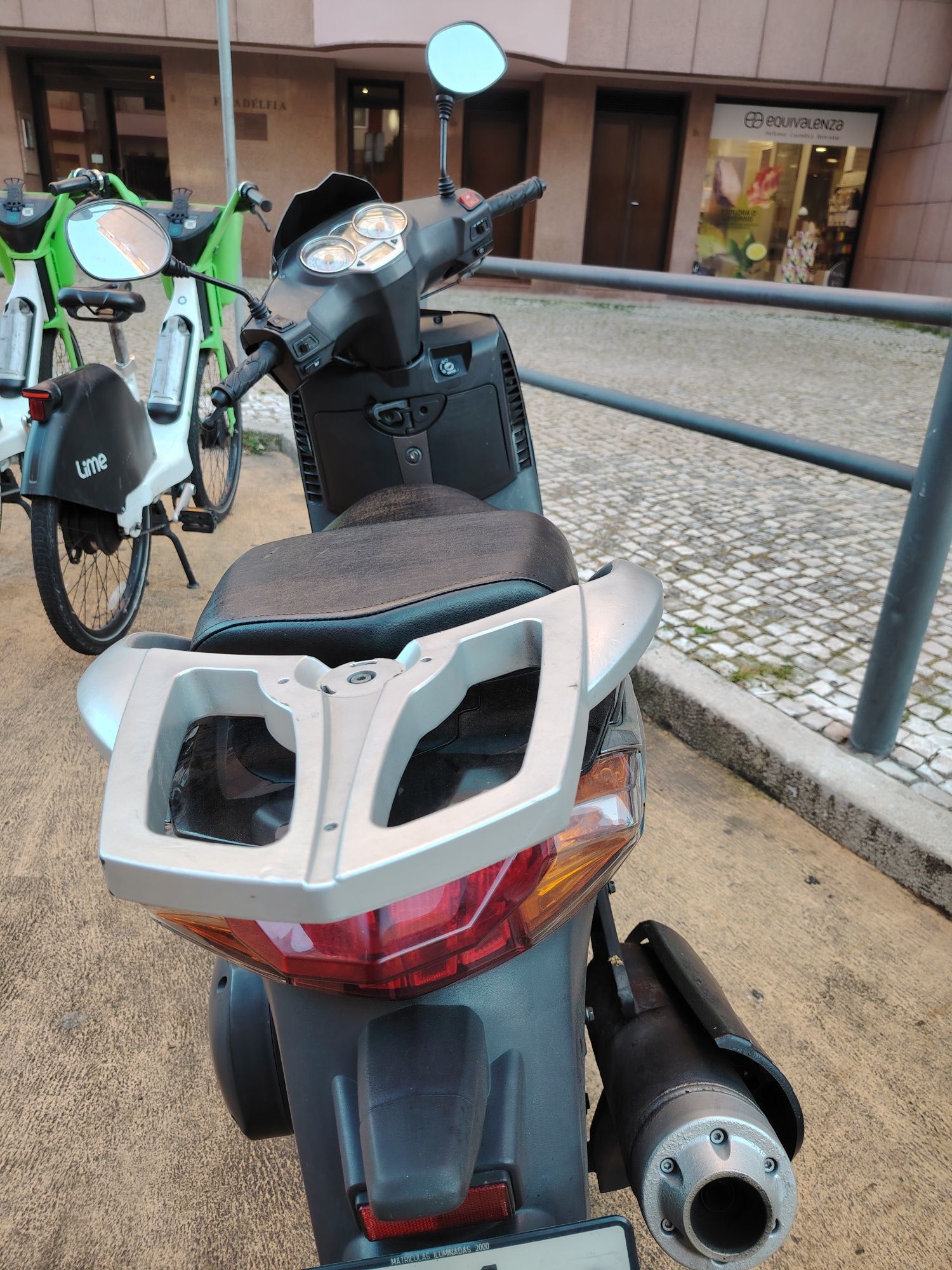 Keeway logik 125 de 2015 pode conduzir carta carro / Garantia 18 meses