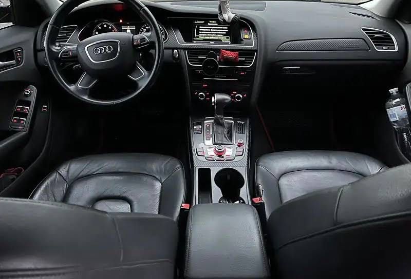 Машина Audi A4 Quattro