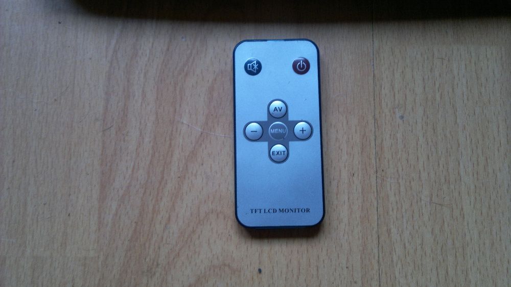 Monitor podsufitowy 10"