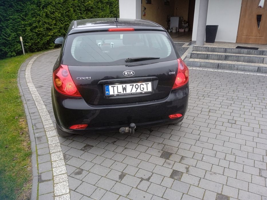 Sprzedam KIA CEE'D Czarna perła.