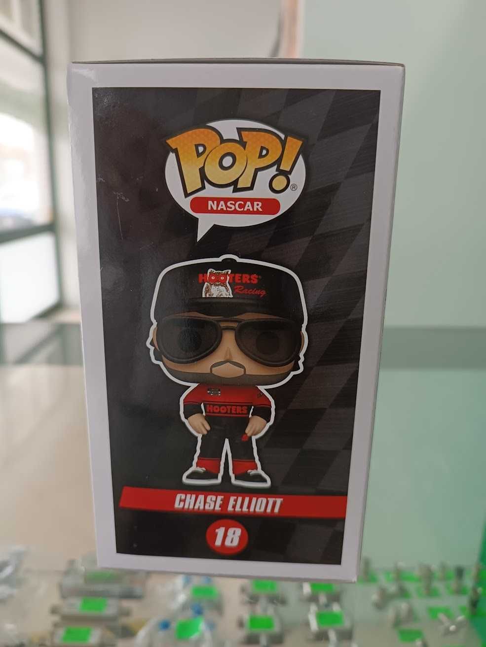 Novidade:POP! Nascar Chase Elliott 18