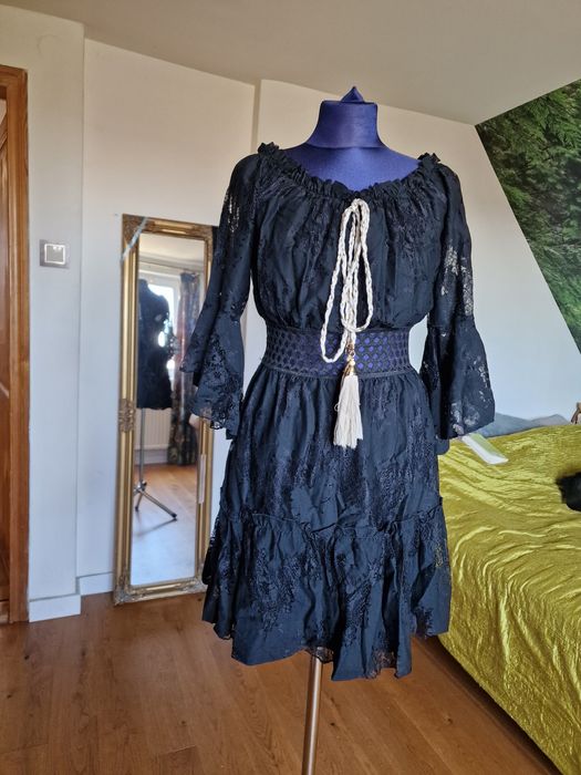 Wyjątkowa sukienka Azara Paris