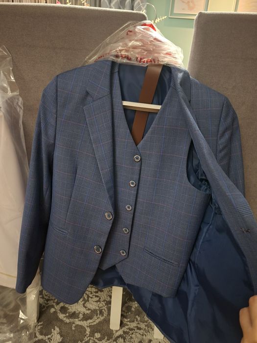 Alba komunijna dla chłopca i garnitur