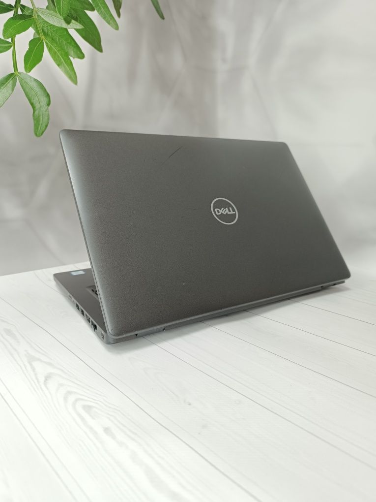 Ноутбук Dell Latitude 5400/i5-8365U/8 ГБ DDR4/SSD 256/14.0" IPS