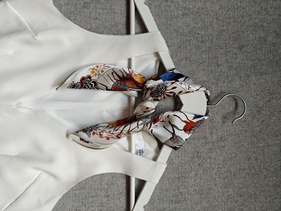 Apaszka jedwabna 100% silk konie koniki