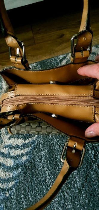 Mała torebka do ręki Nine West