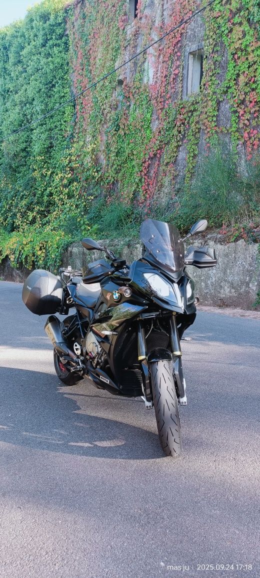 BMW S1000XR 2019