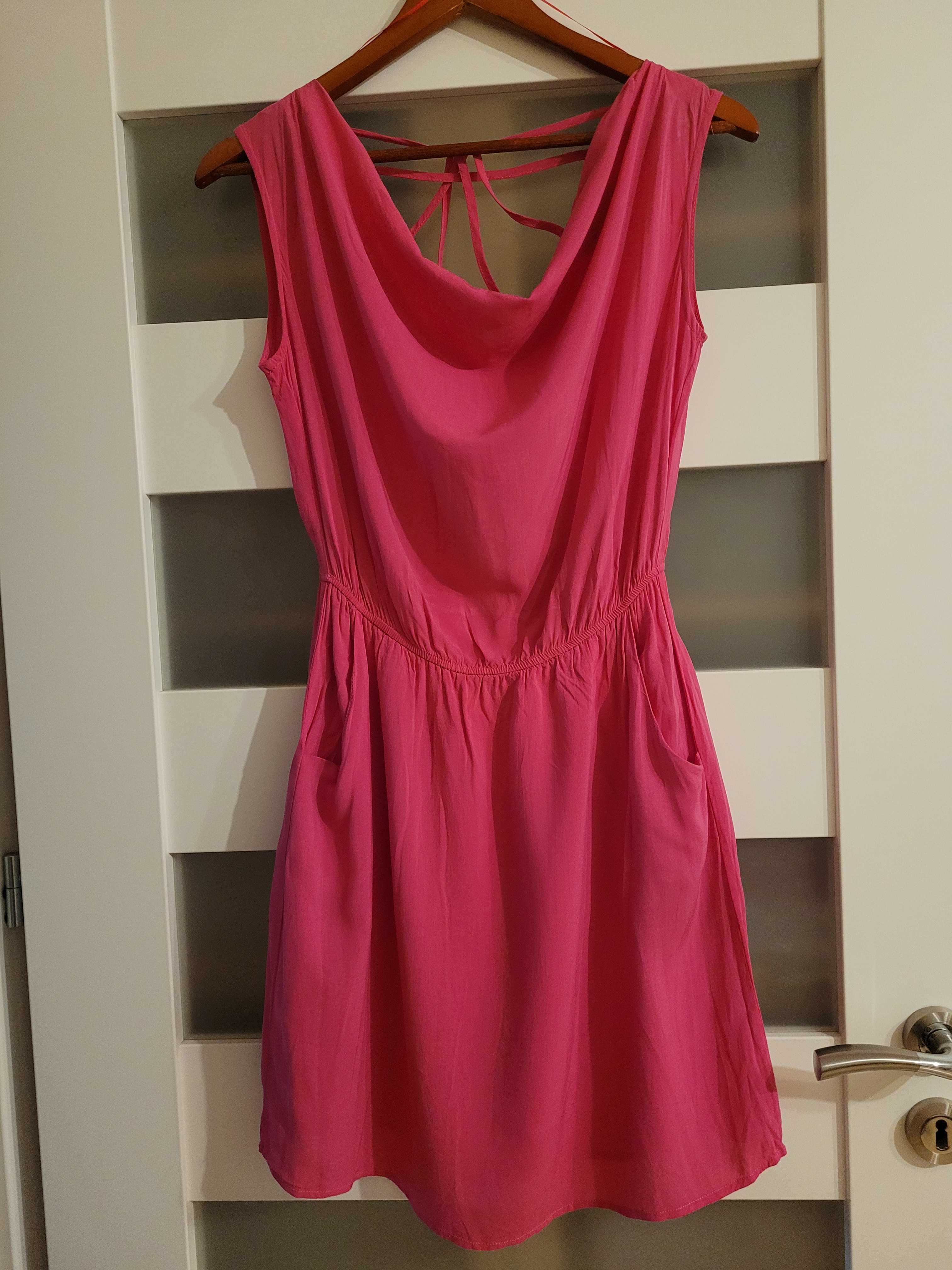 Śliczna różowa zwiewna sukienka z wiskozy, Reserved, 36