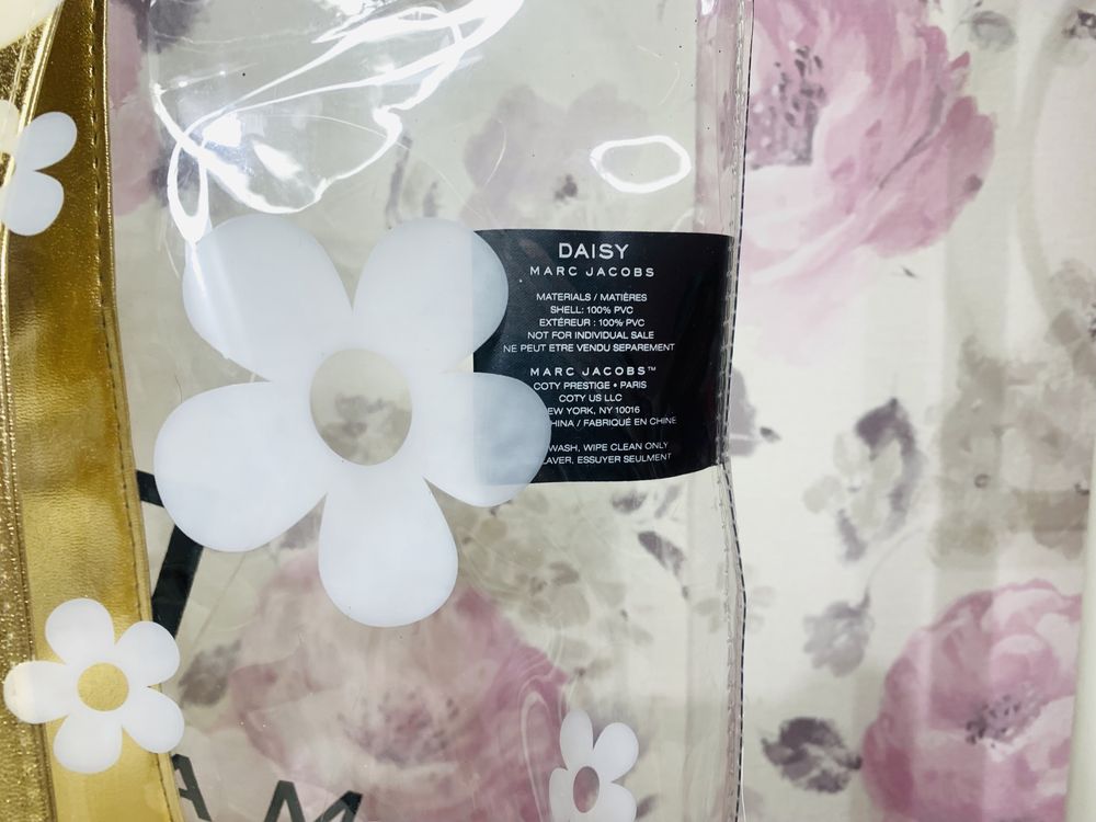 Duża torebka Marc Jacobs Daisy