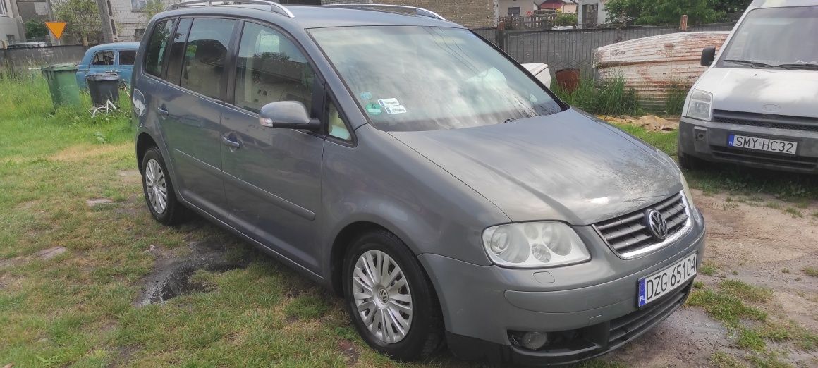 VW Touran  140KM jasne wnętrze