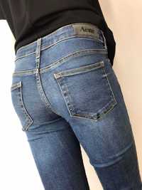 Spodnie jeansowe Acne 26 32 S 36 8 dżinsowe proste rurki