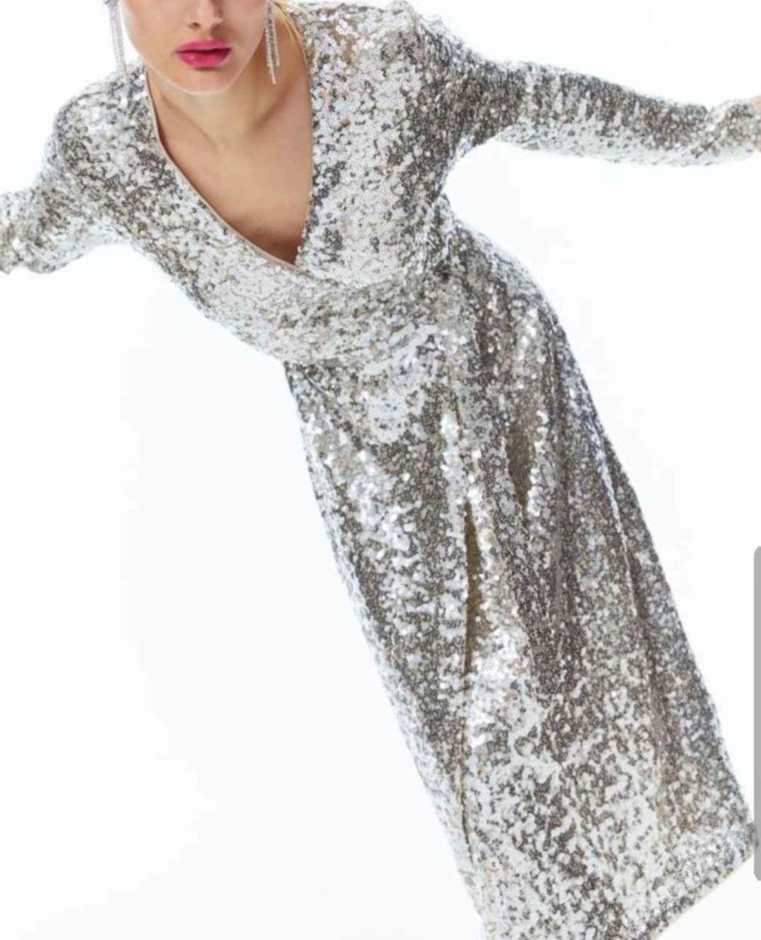 Vestido de lantejoulas prateado