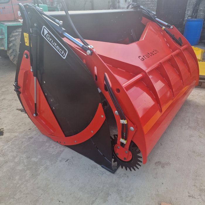 Łyżka do zadawania paszy GTH-ŁFM2. Szerokość 2,2 m