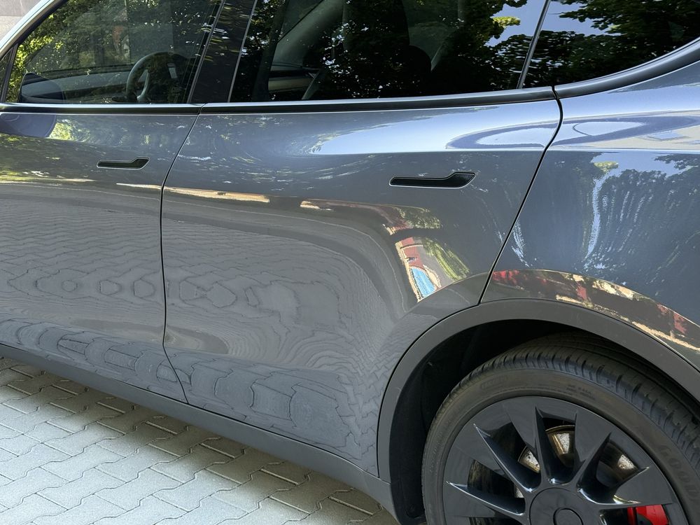 Tesla Y. Тесла у 23р