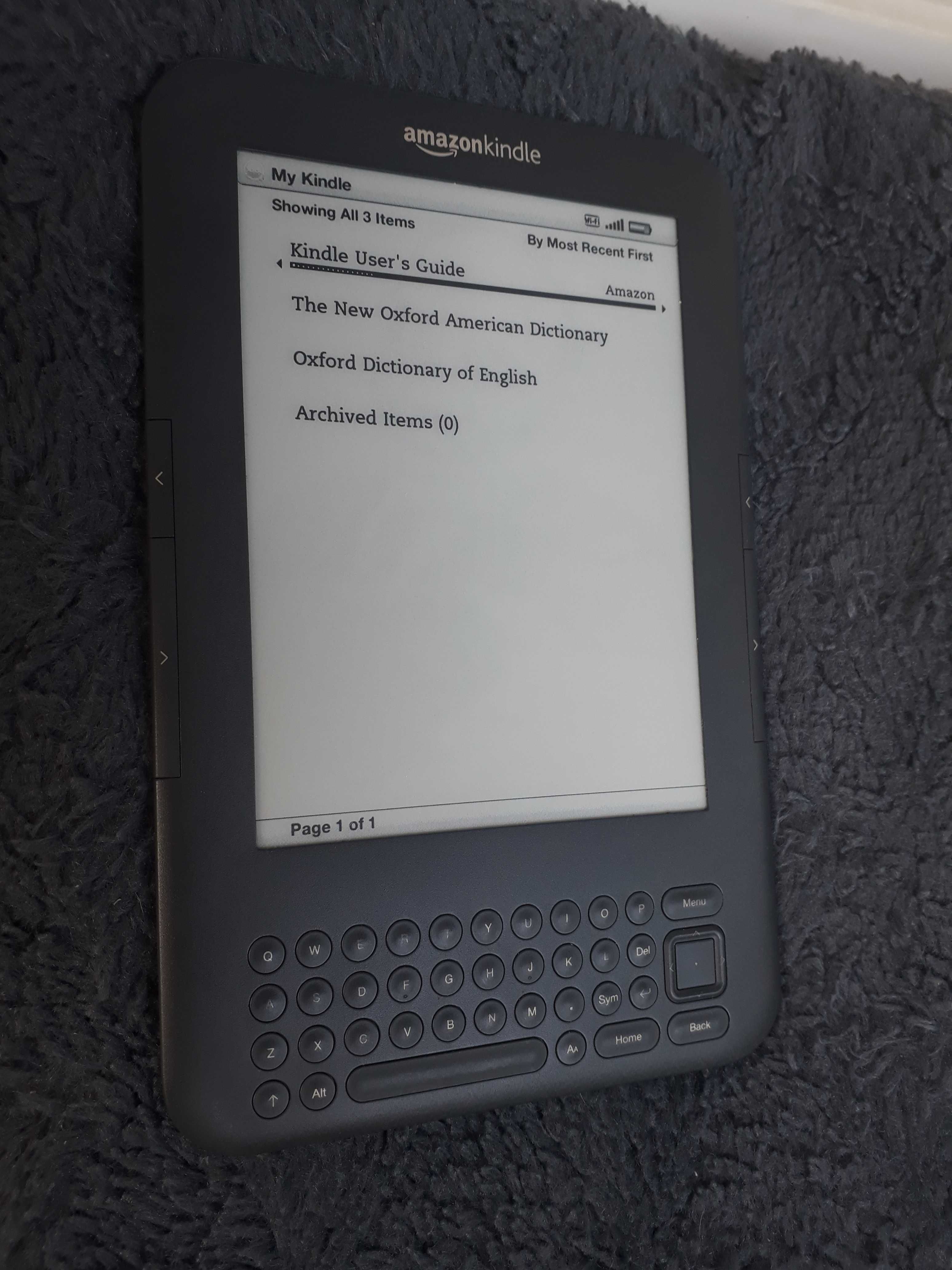 TABLET AMAZON kindle  z klawiaturą stan bardzo dobry D00901