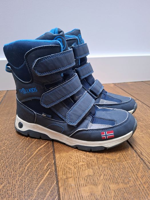 Buty zimowe chłopięce roz 38