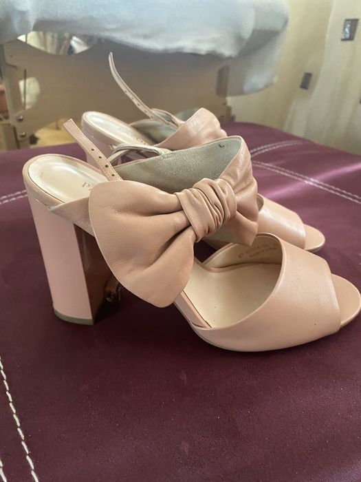 Женская обувь