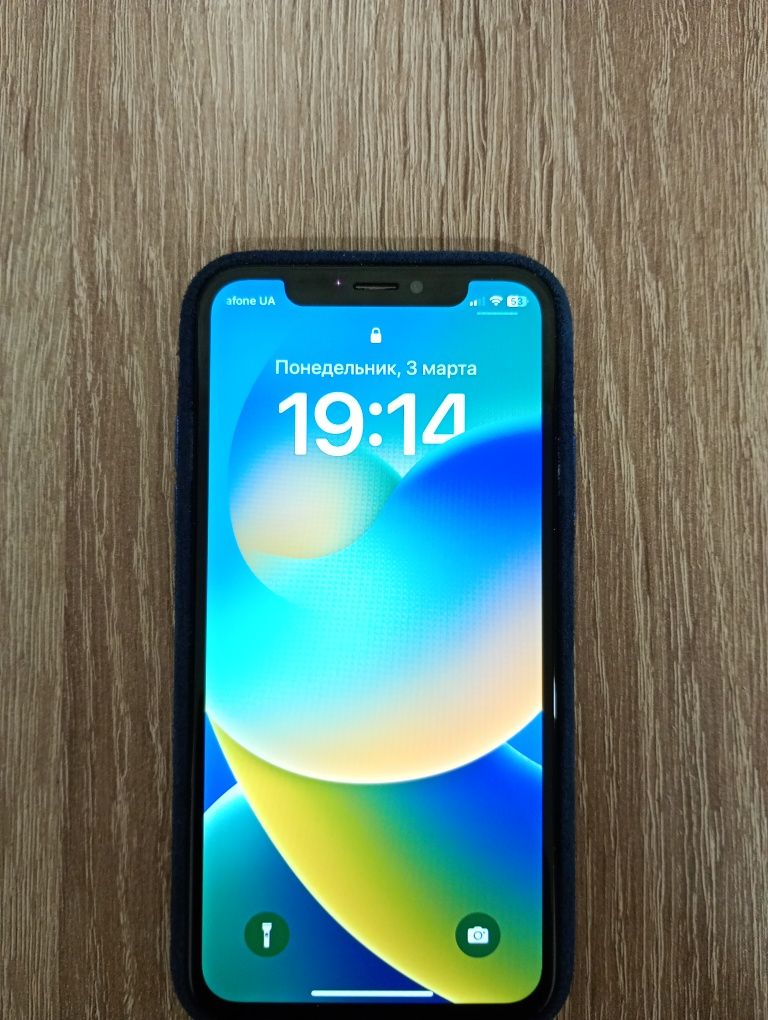 iPhone X 64gb отличное состояние