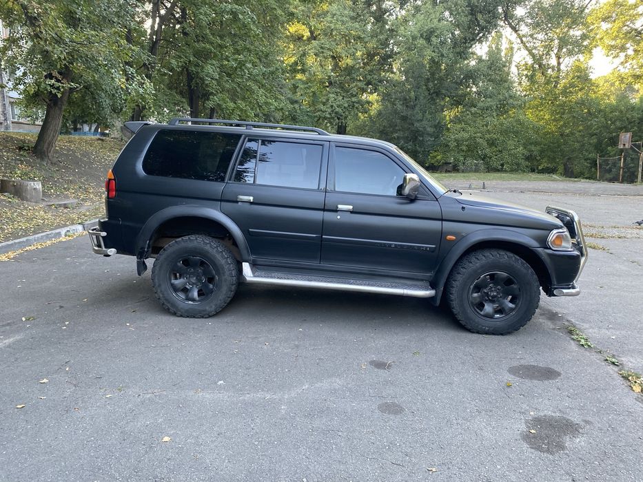 Mitsubishi Паджеро спорт 3.0 Газ/Бензин
