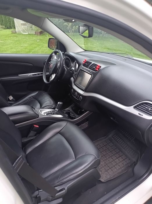 Fiat Freemont Black Code biała perła 142 tys 4x4 190hp
