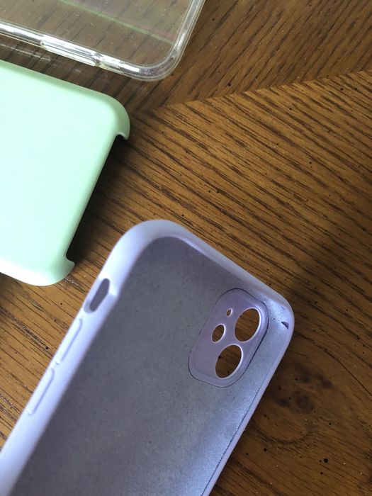 Чохли для телефону iPhone 11