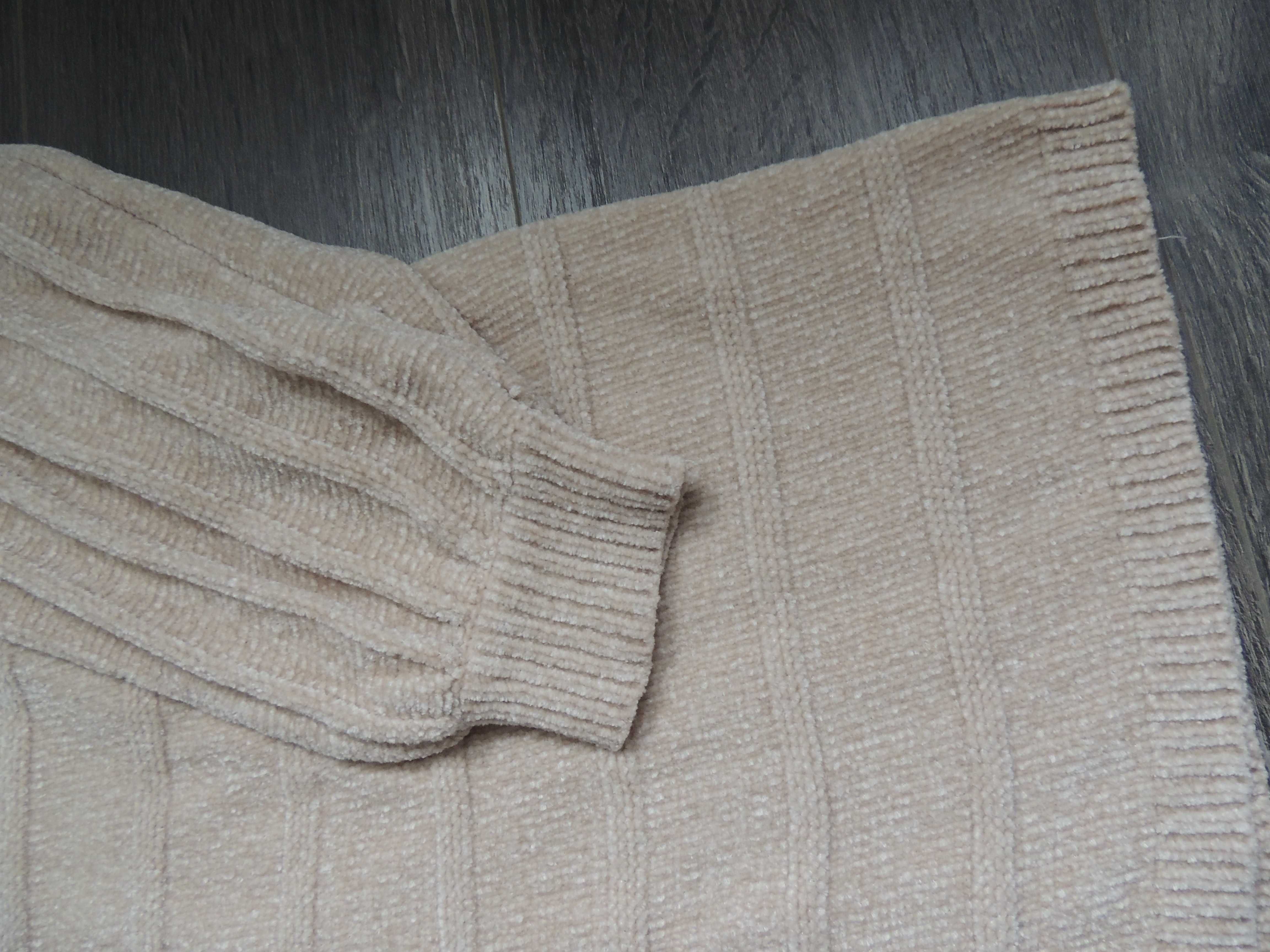 beżowy sweterek krótka mini tunika bufiaste rękawy ciepła zimowa L/XL