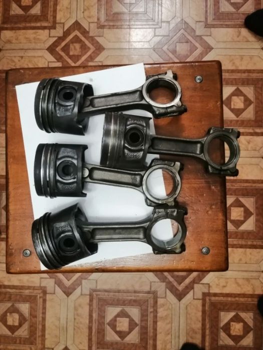 Шатун, поршня Renault Kangoo 1.9 D, 1.5DCI