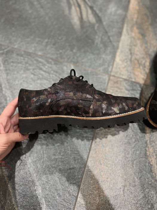 Шкіряні туфлі  з натуральної шкіри НОВІ !!