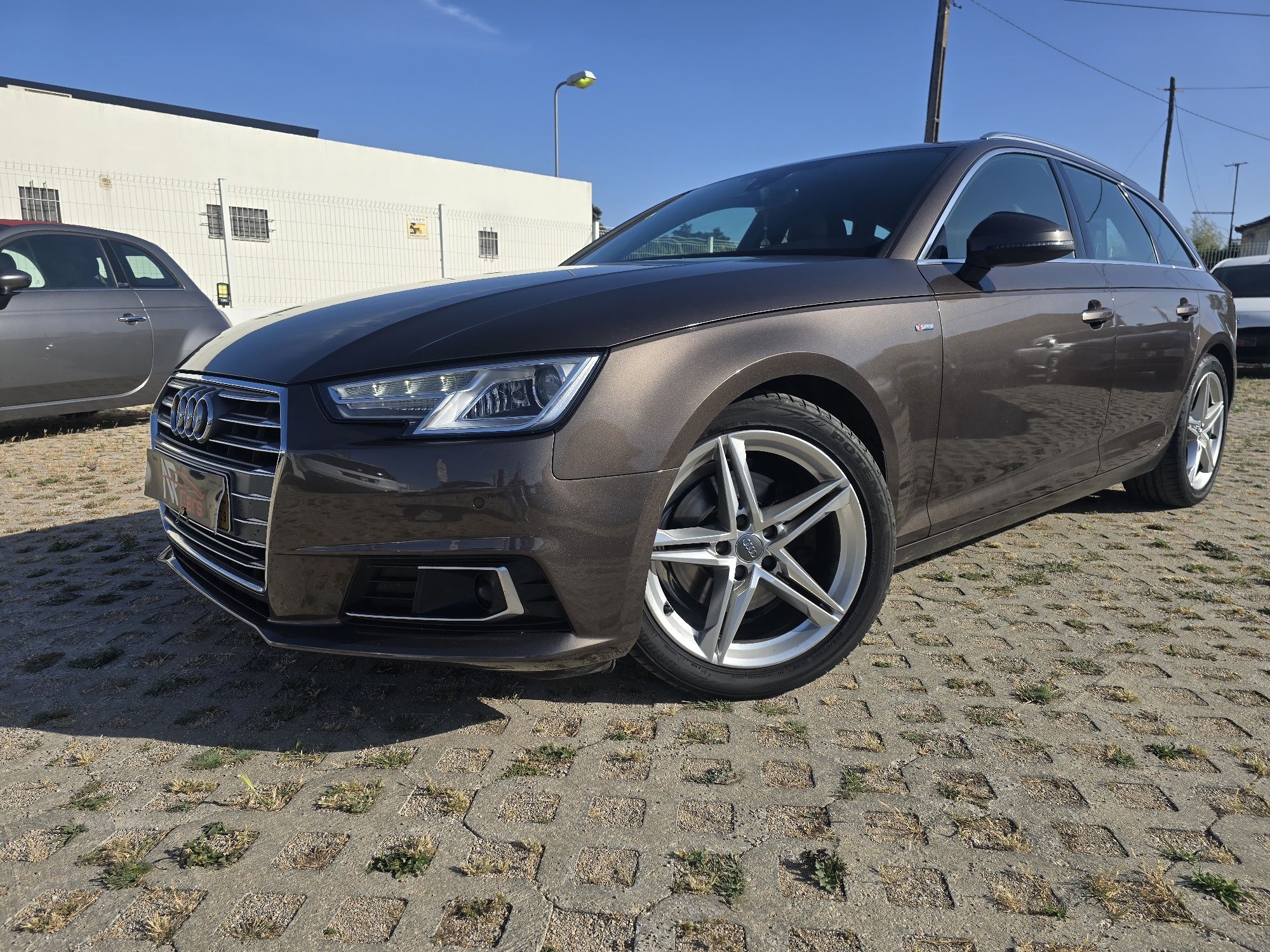 AUDI  A4 Avant  S LINE CX AUTO