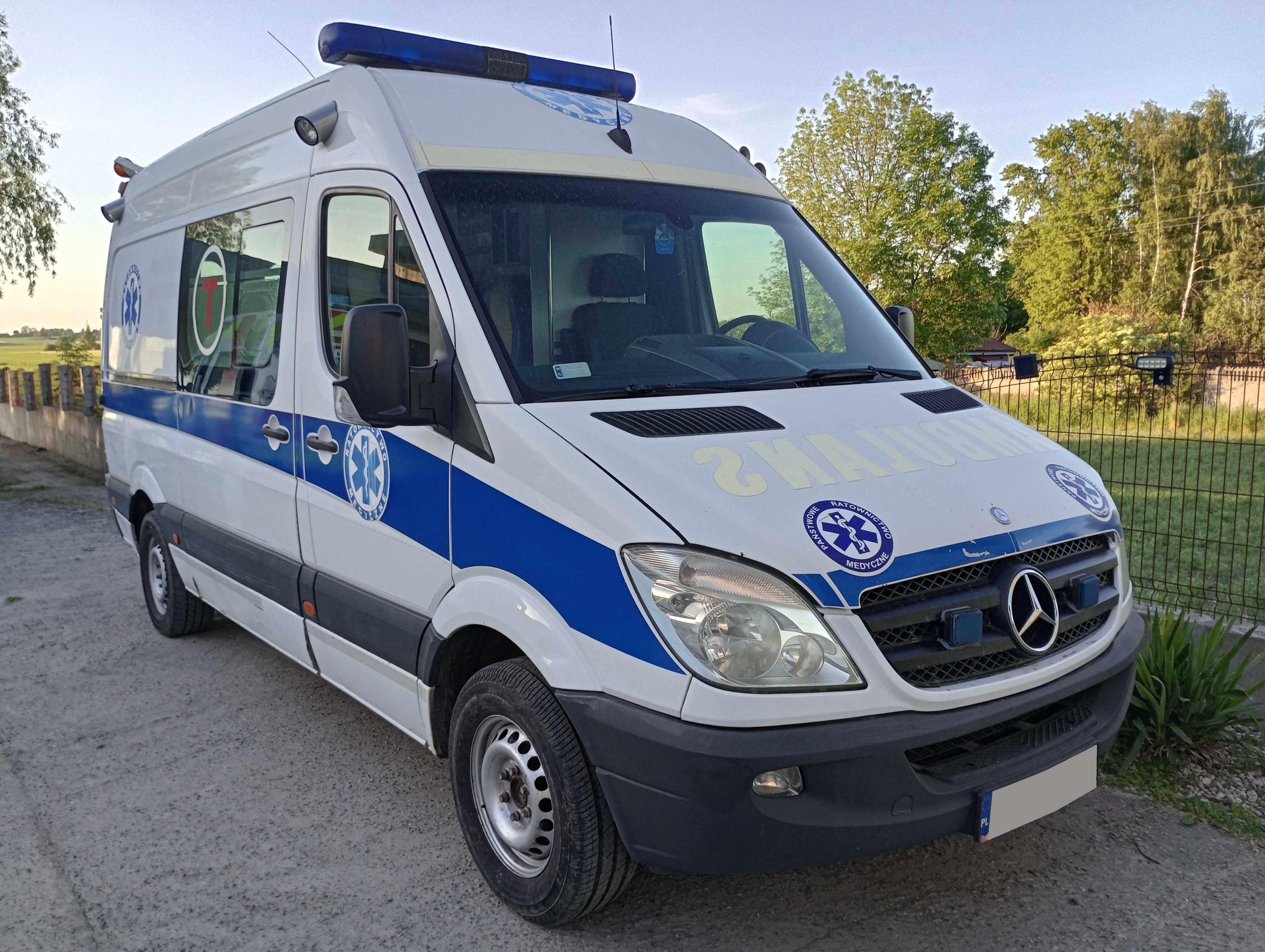 OKAZJA Karetka, Sanitarny Mercedes, Ambulans Wyposażony Lifepak, Nosze