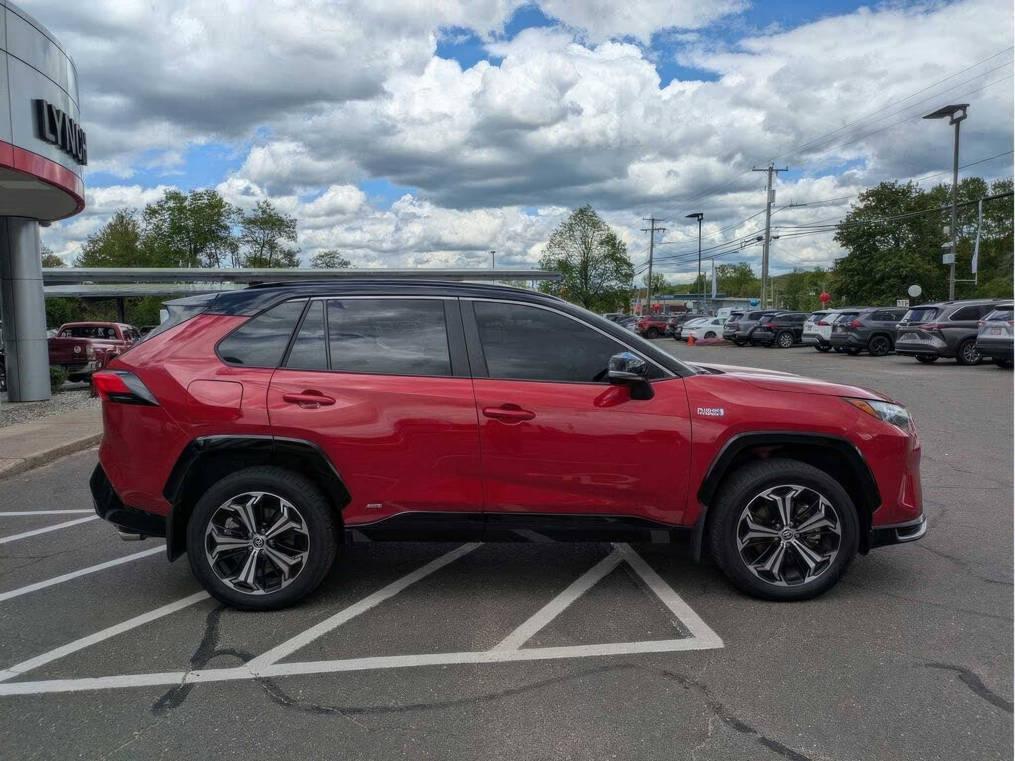 2024 Toyota RAV4 Prime XSE