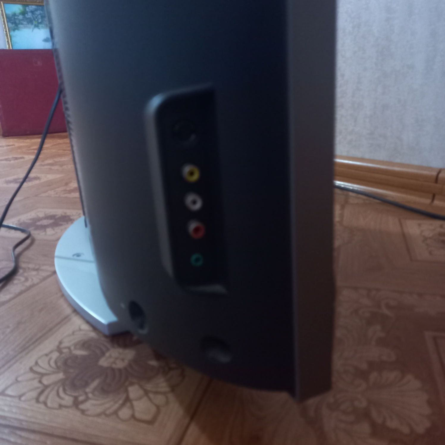 Телевизор SONY  KDL 32U2000