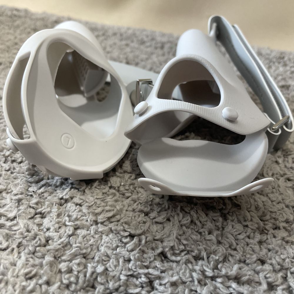 KIWI design silikonowe Osłony uchwytu do Oculus Quest 2 szare