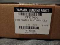 Ostatnia sztuka, boczny panel do Yamaha CD-NT670, A-U670, A-670